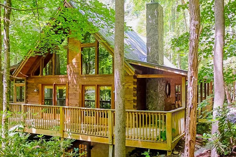 Cabin Profile Mistakes to Avoid When Buying a Home in Boone, North Carolina