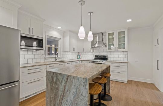 12-7607 W 99th Terrace-13