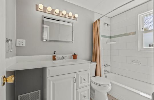 21-5619 W 92nd Terrace-17