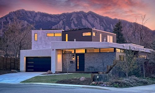 1175 Georgetown Rd [Boulder Notable]
