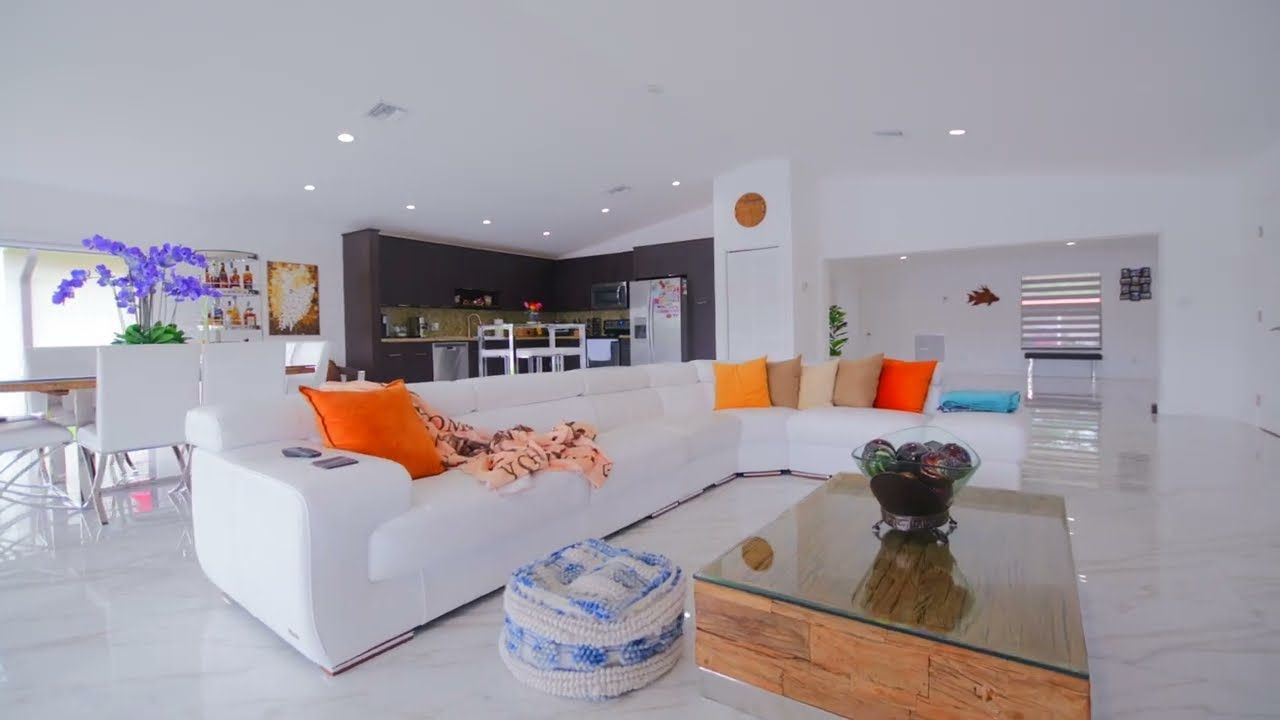 Listing Video