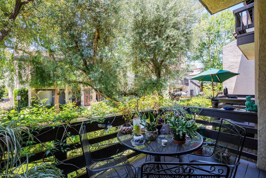 5711 Owensmouth Ave 112 Los-large-023-022-DSC0812-1500×1000-72dpi