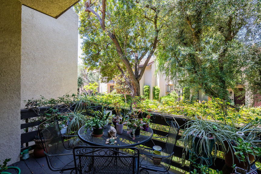 5711 Owensmouth Ave 112 Los-large-024-003-DSC0815-1500×1000-72dpi