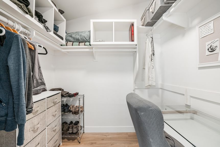 12900 Winthrop Ave-25