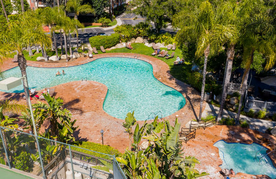 5520 Owensmouth Ave. Unit 309 HsHProd-21