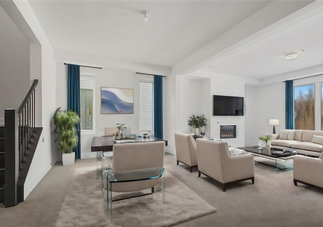 Living Room 2 &#8211; 814 Snap Hook