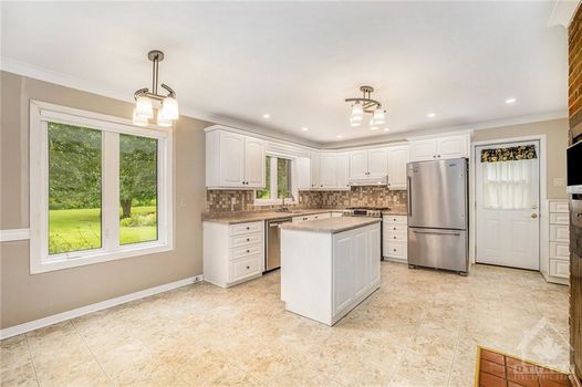 011_1986_richardson_4