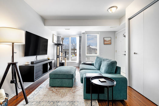 011_207_woodfield_d_7_913