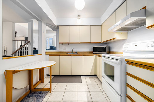 021_207_woodfield_d_16_689