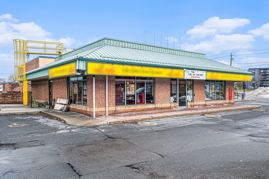 005_704_fourteenth_street_west-35_471