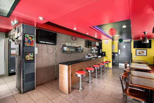 023_195_montreal_road-19_38