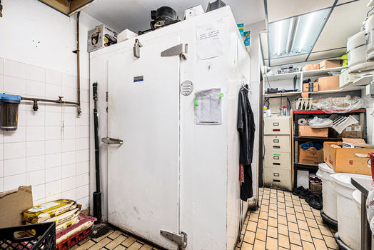 029_704_fourteenth_street_west-24_571