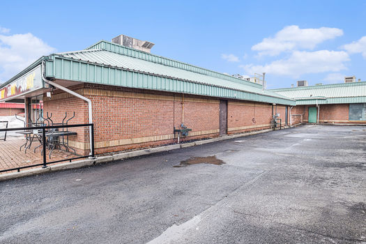 036_704_fourteenth_street_west-36_430