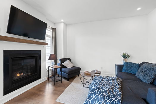 18-web-or-mls-653 Putney Crescent-28