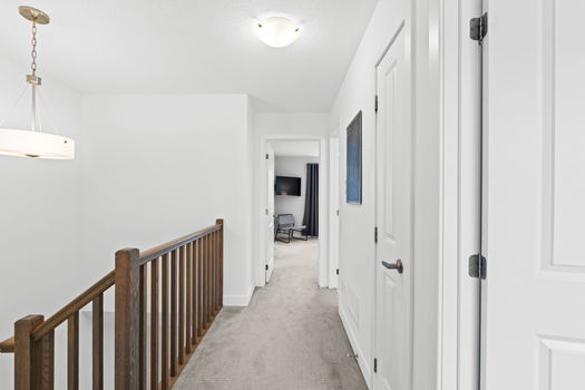 25-web-or-mls-653 Putney Crescent-37