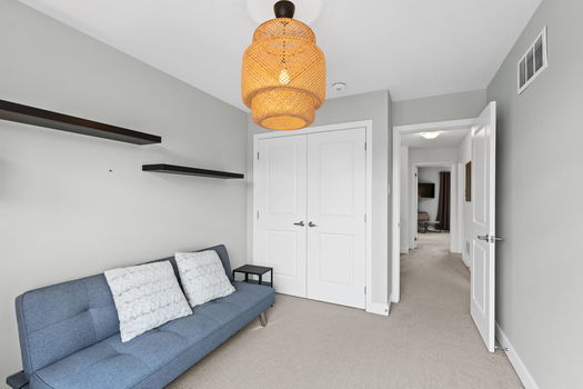 32-web-or-mls-653 Putney Crescent-39