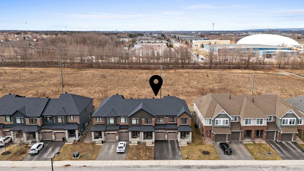 42-web-or-mls-653 Putney Crescent-5