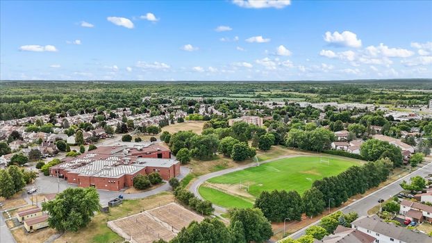 40-DJI_20250818172351_0035_D