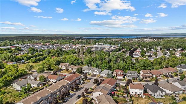 52-DJI_20250503093432_0088_D