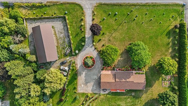 54-DJI_20250805180330_0095_D