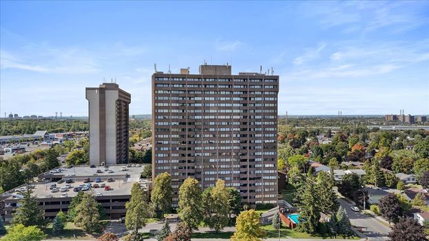 02-DJI_20250912152702_0051_D