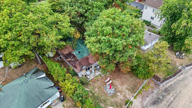 39-DJI_20250922130002_0080_D