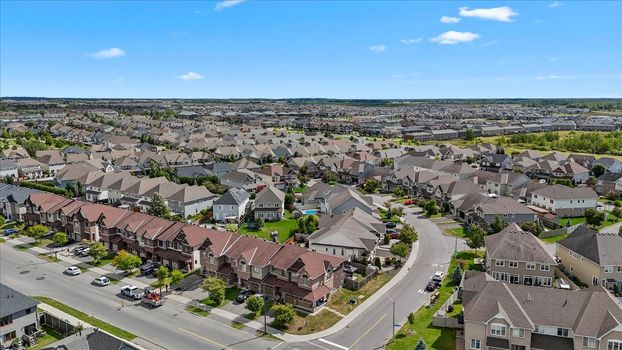 56-DJI_20250908121502_0175_D