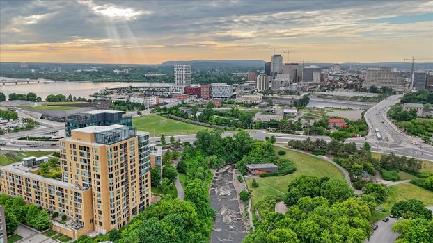 04-04-DJI_20250624191206_0105_D-1