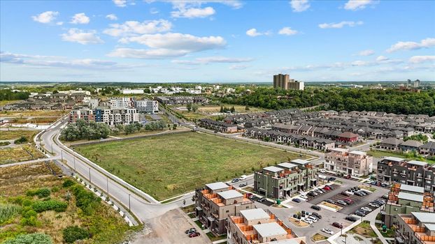 31-DJI_20250826162505_0160_D