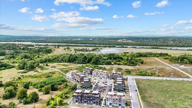 33-DJI_20250826162612_0170_D