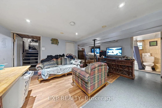 4255e05beee6c5a027bbb85036bb2db2-uncropped_scaled_within_1536_1152