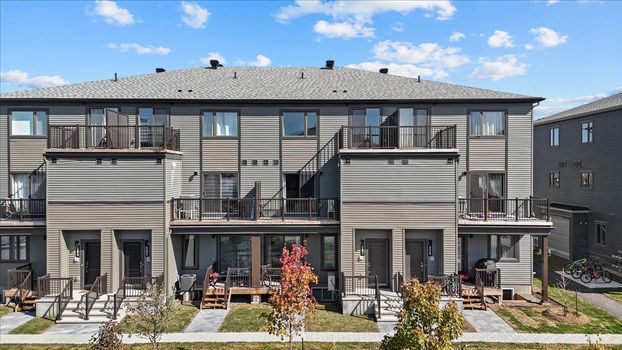 561 Entourage Private HERO