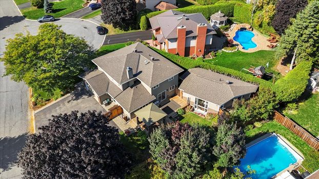 77-DJI_20250929113059_0036_D