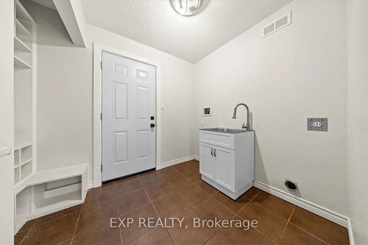 b01049725654c54410dbf5b32a16967c-uncropped_scaled_within_1536_1152