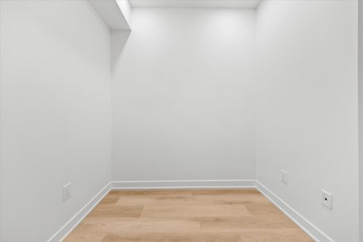 Photo 10 - MLS - 09-016A9494