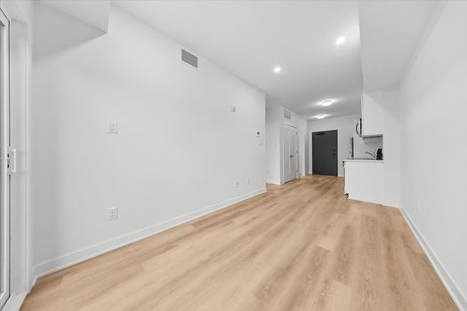 Photo 15 - MLS - 14-016A9509