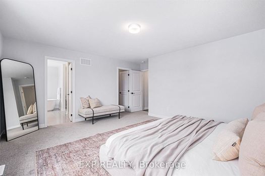 Photo 19 - another bdrm view