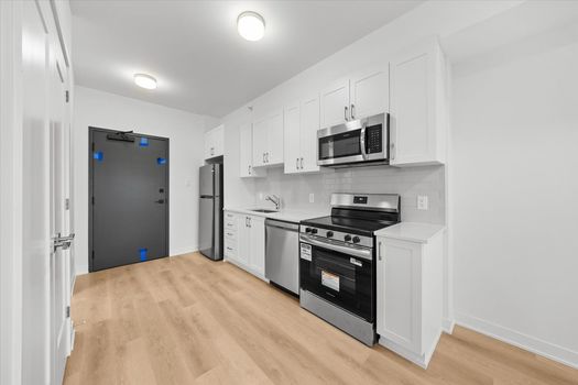 Photo 6 - MLS - 05-016A9482