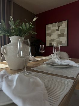 b3a2bc19-05a2-45ac-96a6-5edfbe02c5f3 (1)