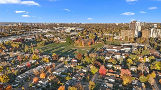 10-DJI_20251029171013_0035_D