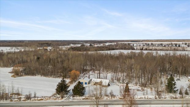 33-DJI_20251230121758_0199_D