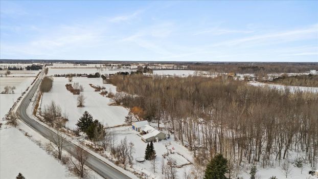 34-DJI_20251230121839_0204_D