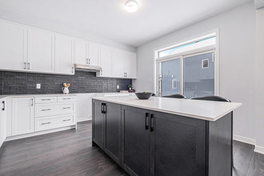 Copy of Copy of 012_1052_de_pencier_dr_9_432