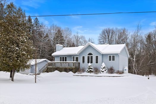 Photo 1 - 01-016A0414