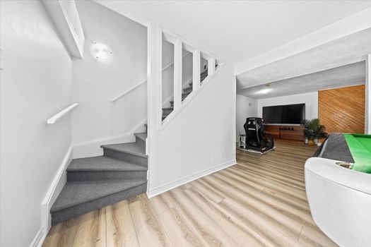 Photo 17 - 24-016A0386