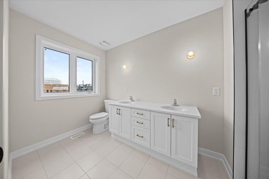 Photo 17 - MLS - 40-016A8074