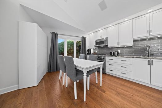 Photo 31 - 061-IMG_2246