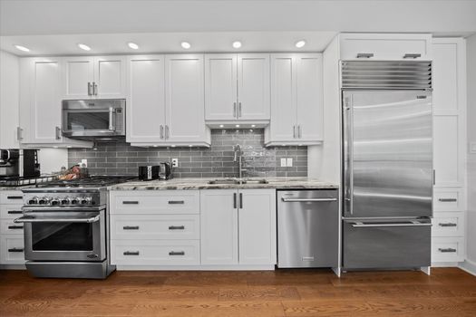 Photo 32 - 062-IMG_2247