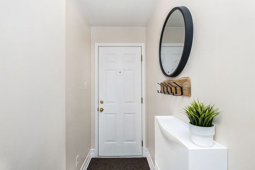 004_76_lakepointe_drive_26_228