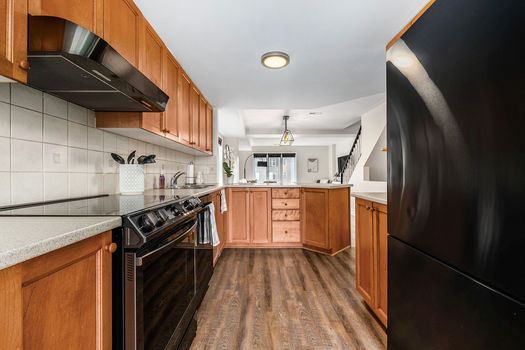 008_76_lakepointe_drive_9_814